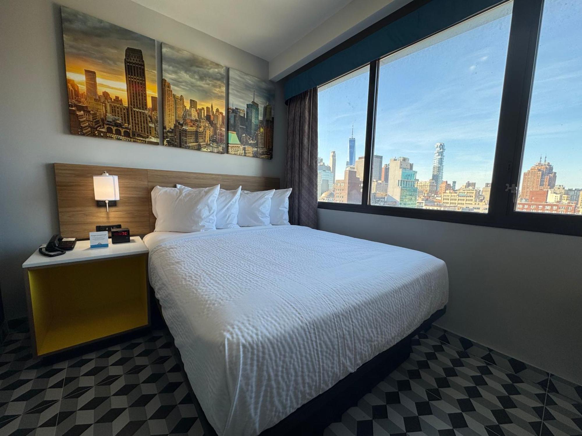 Days Inn By Wyndham New York Chinatown Extérieur photo